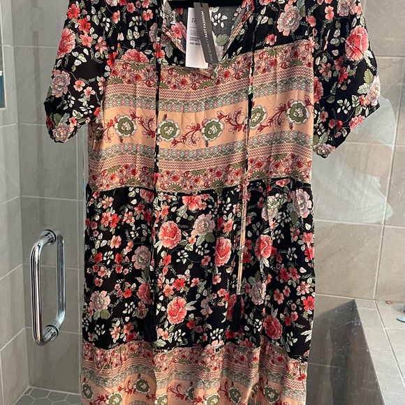 NWT Zanzea Black and Pink Floral Lightweight Boho Short Sleeve Dress - Picture 2 of 6